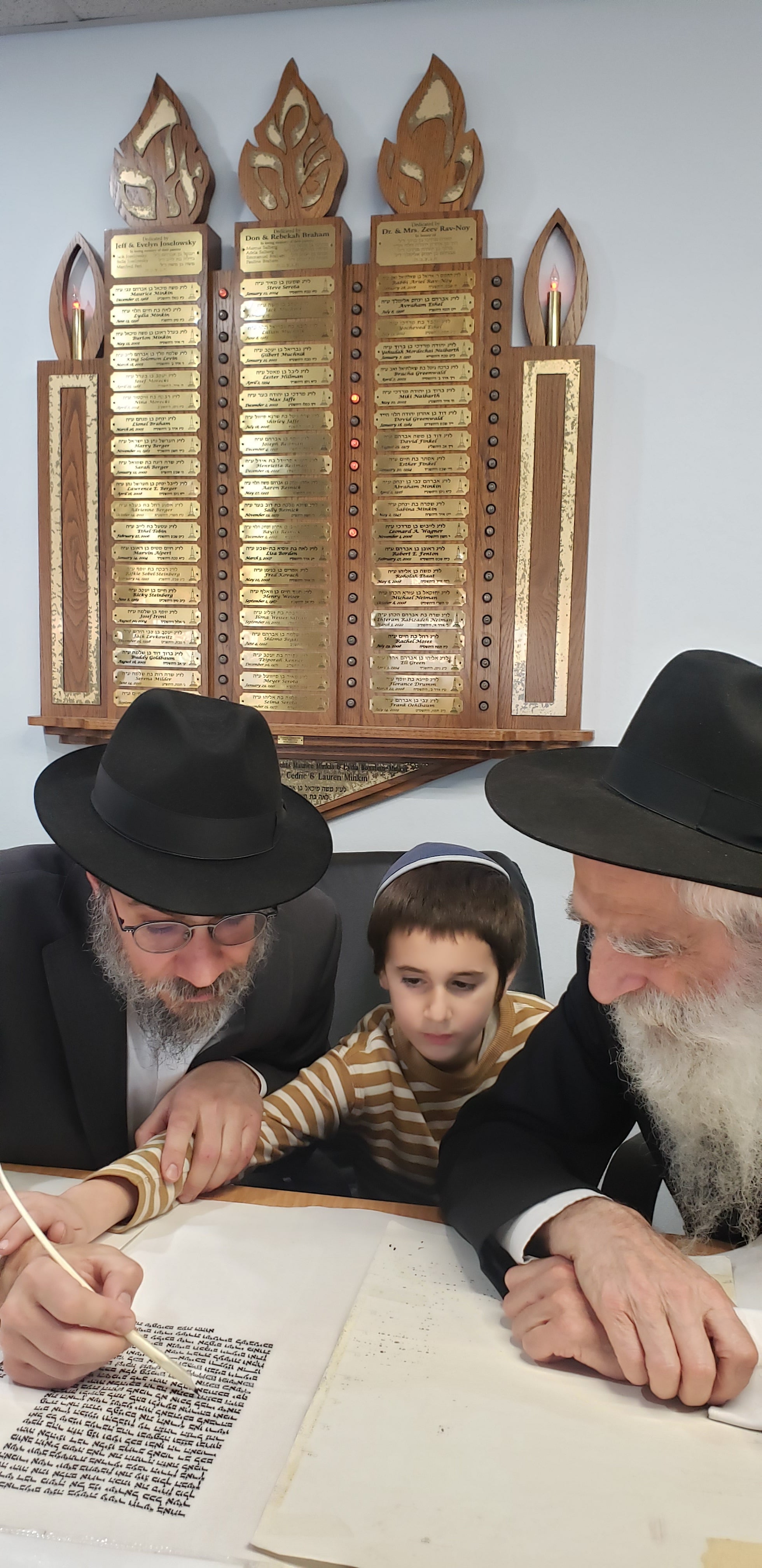Load video: Sofer presenting Jewish calligraphy and a love for Judaism